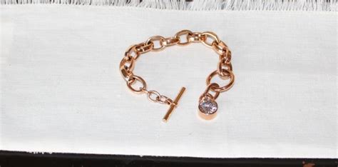 armband michael kors cristal padlock toggle